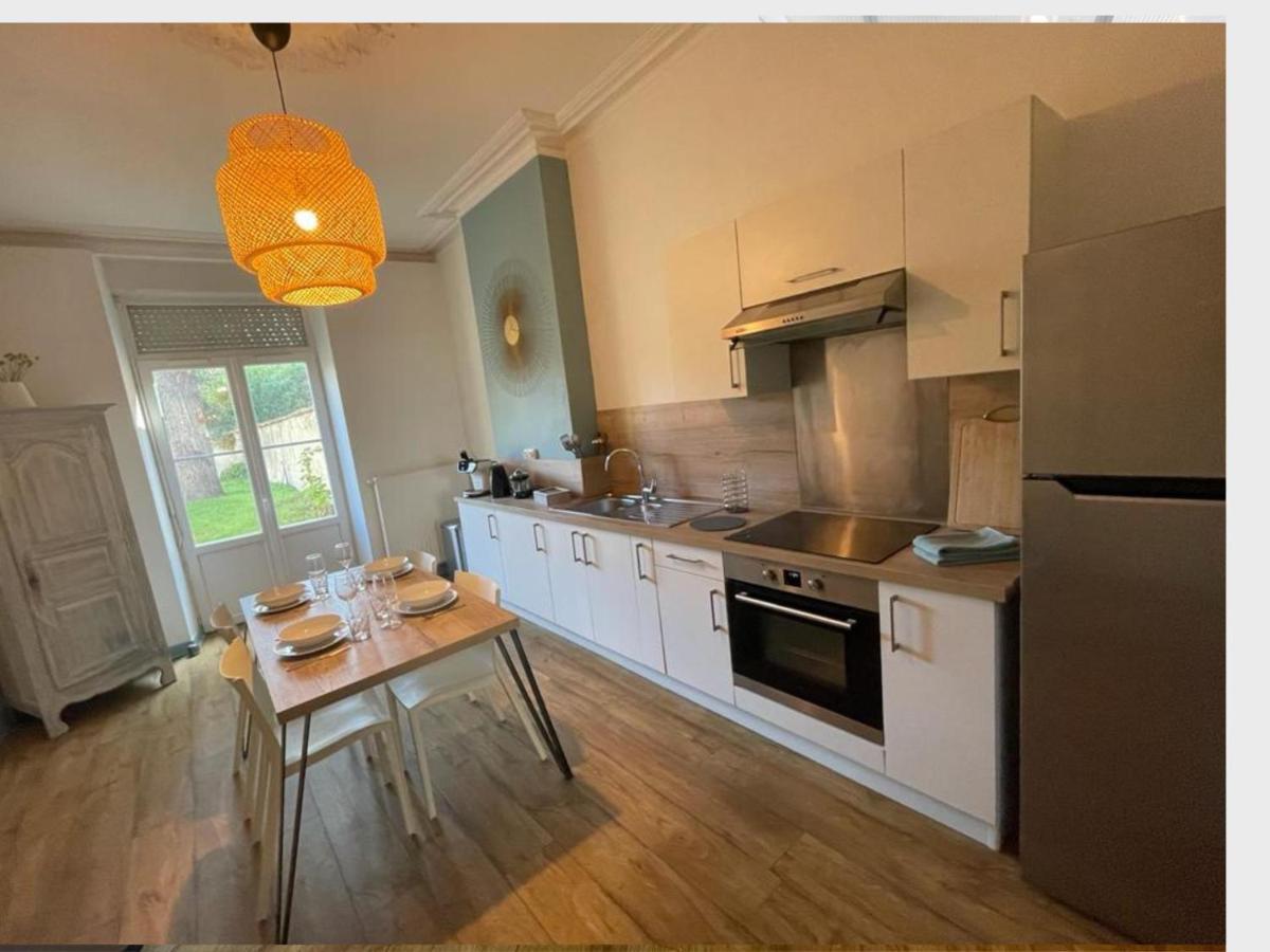 -Le Petit Rochelais- centre ville, stationnement, Netflix - idéal couples, familles, business Niort Exterior foto